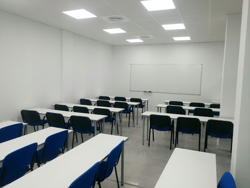 Academia CEM ( Centro de Estudios Murcia )