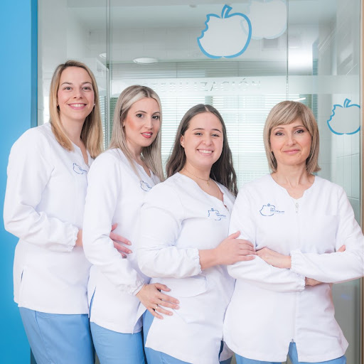 Clínica Dental Dra. Manzanares